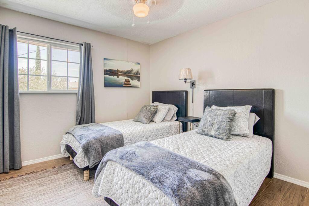 Villa My Cozy Duplex A In The Heart Of West Side El Paso Esterno foto