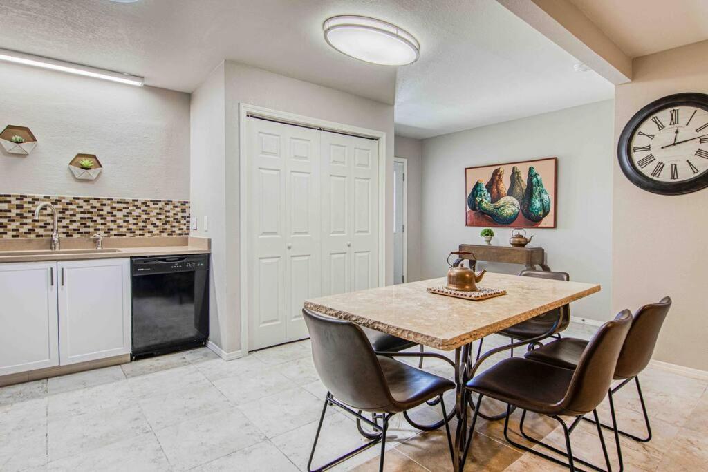Villa My Cozy Duplex A In The Heart Of West Side El Paso Esterno foto