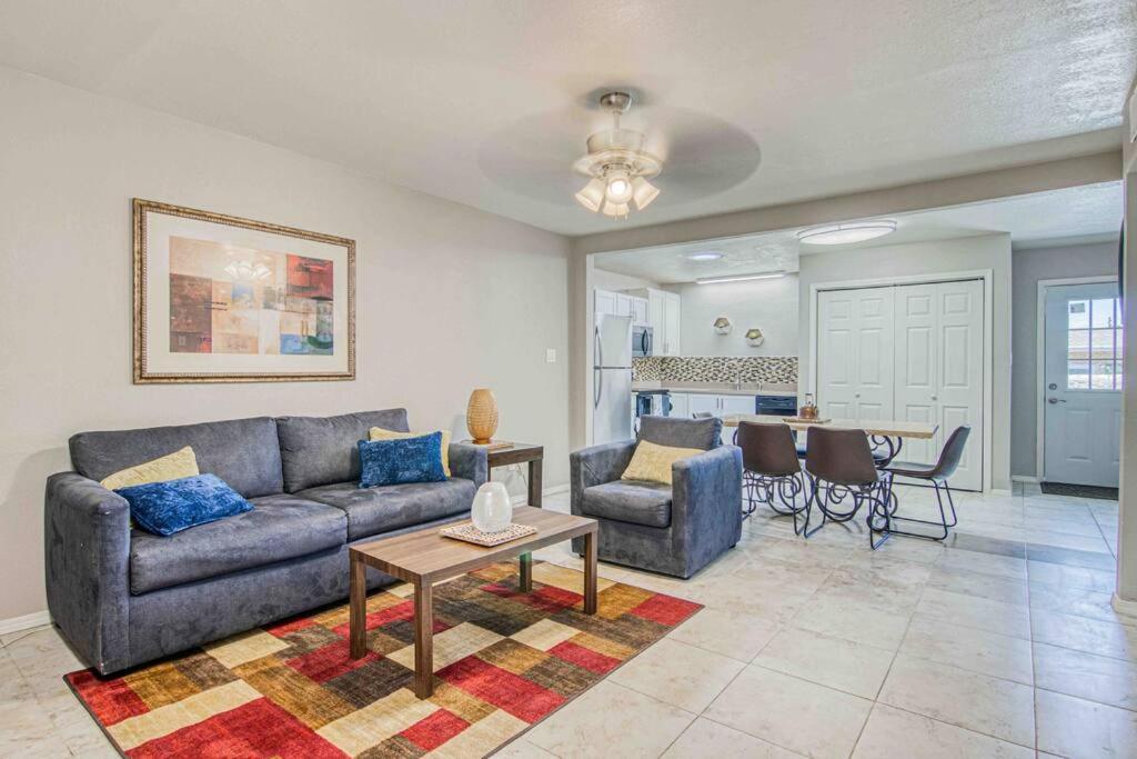 Villa My Cozy Duplex A In The Heart Of West Side El Paso Esterno foto